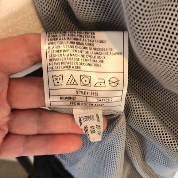 Ottawa RedBlacks CFL Reebok Mens XL Windbreaker/Jacket Bonus🆕Beer Koozie - Picture 10 of 13